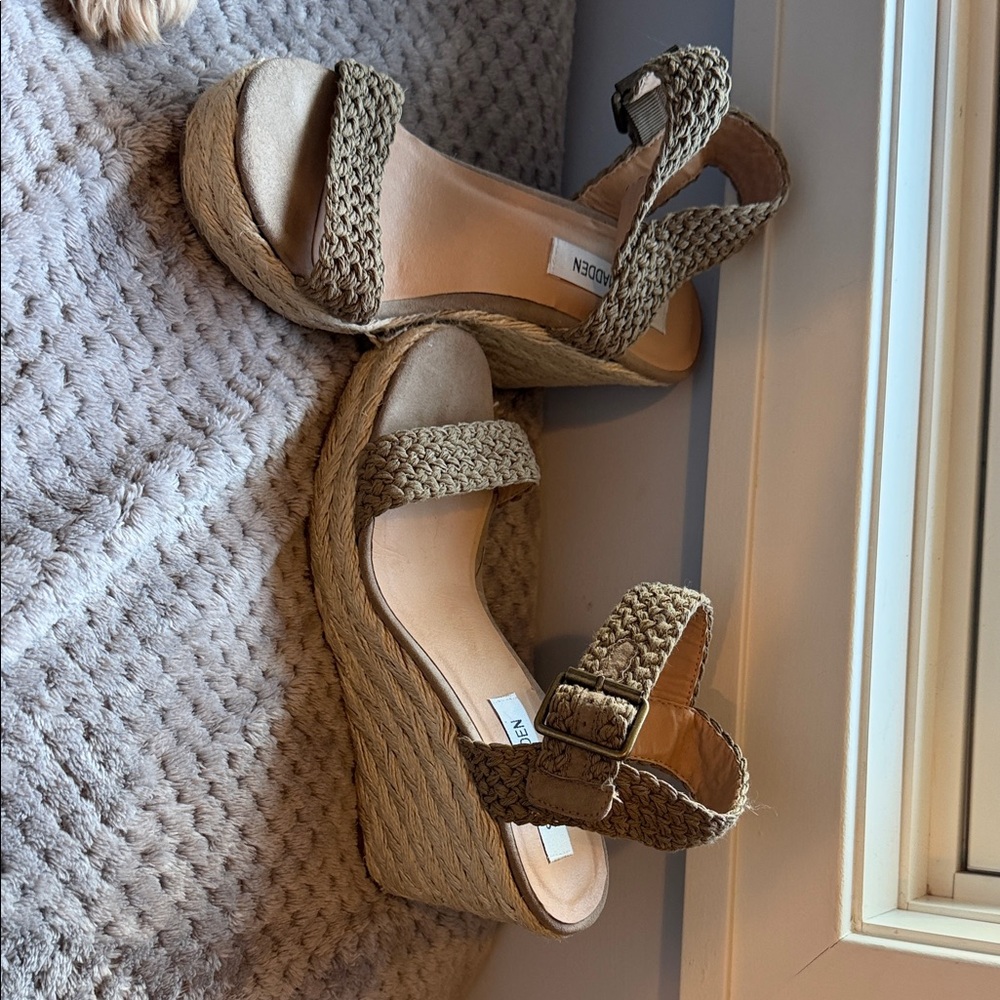 Steve Madden Braided Jute Wedge Sandals in Olive